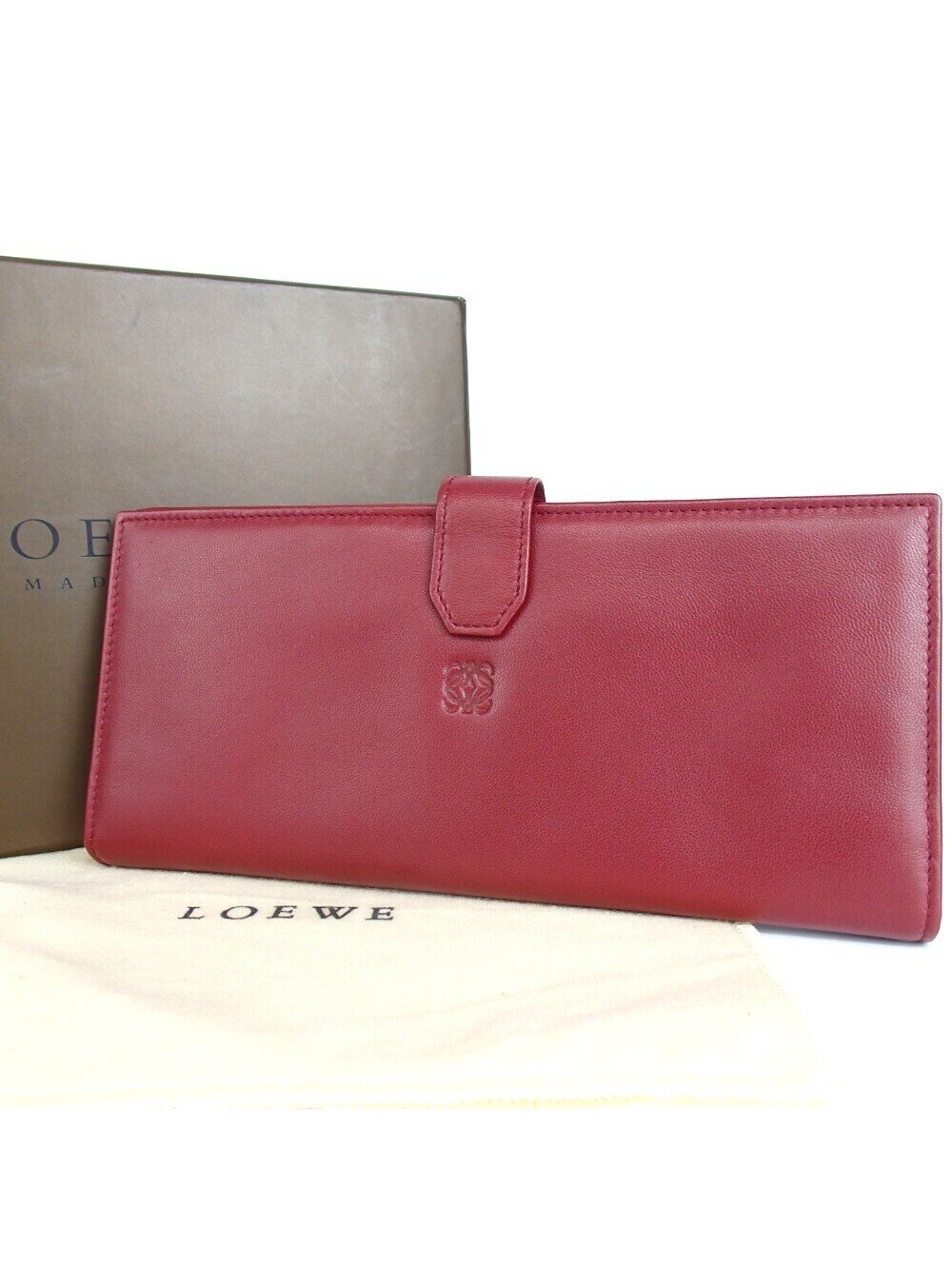 Authentic LOEWE Anagram Wallet leather [Used]